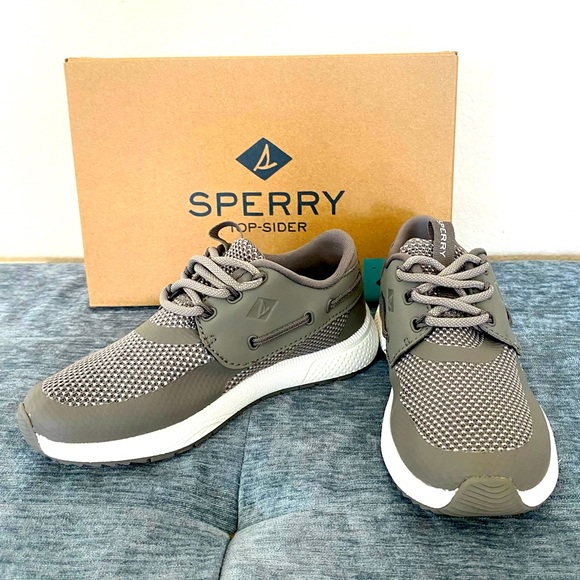 BRAND NEW SPERRY Boat Water Walk Shoes Boys Kids SP-7 SEAS